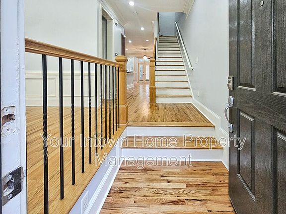 4th image of 2380 Crescent Park Ct #4