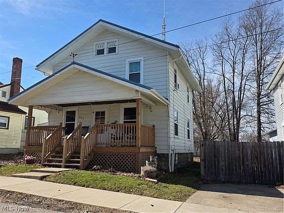 5th image of 531 E School St