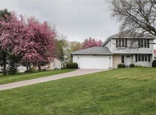 2493 Ripley Ave, North Saint Paul, MN 55109