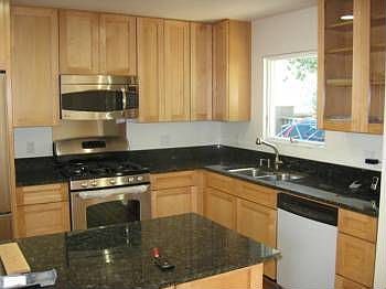 5th image of 10 Walsh Ln