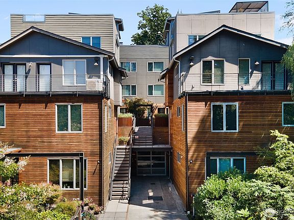 4th image of 728 Boylston Avenue E #B