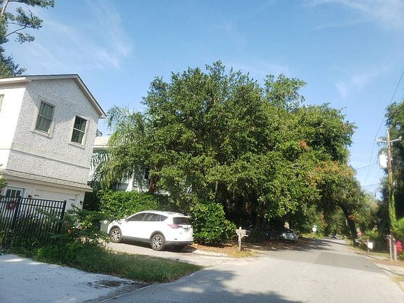 5th image of 519 Palmetto St