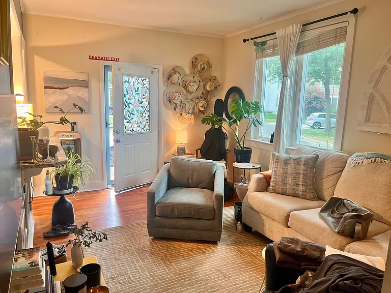 70 E Front St — Photo 16