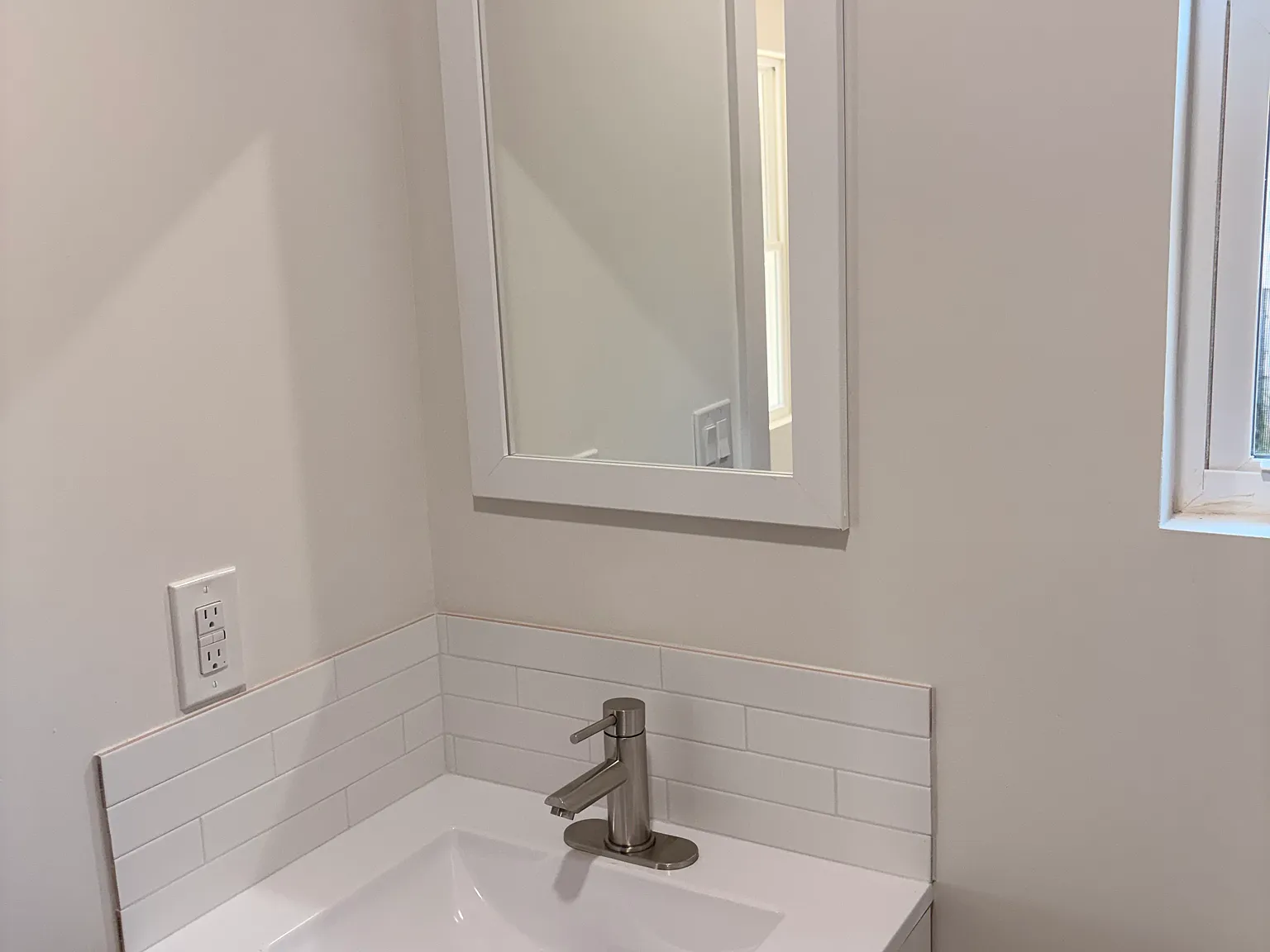 3 bed, 2.5 bath, $2,100 — Photo 3