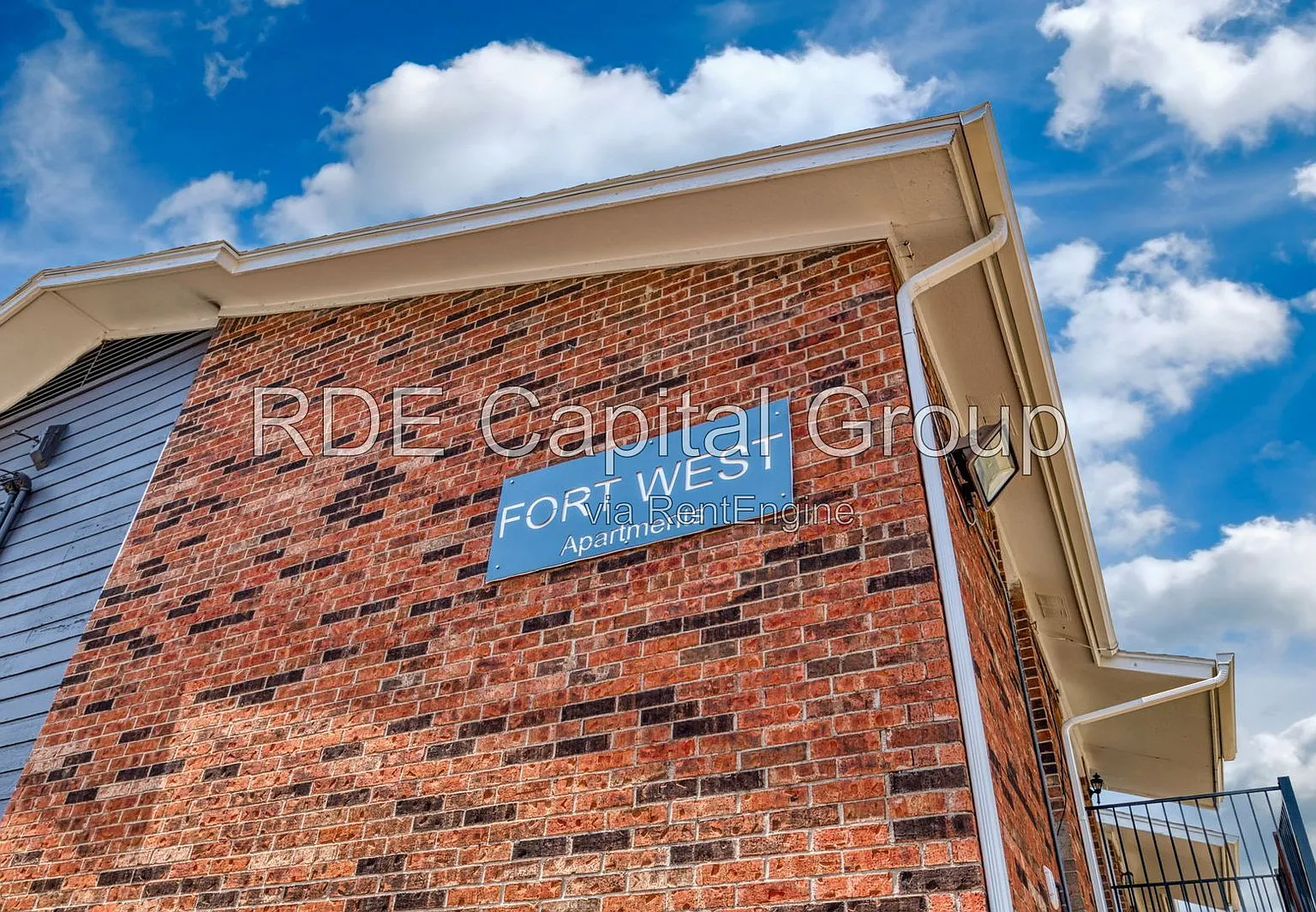 1 bed, 1.0 bath, 725 sqft, $735 — Photo 3