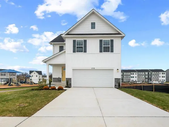 293 Eclipse St, Charles Town, WV 25414