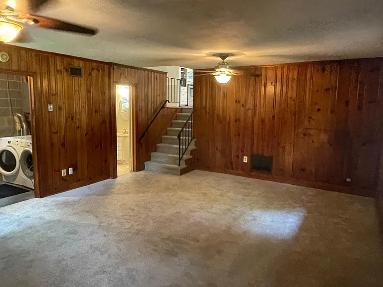1304 Southam Dr — Photo 16