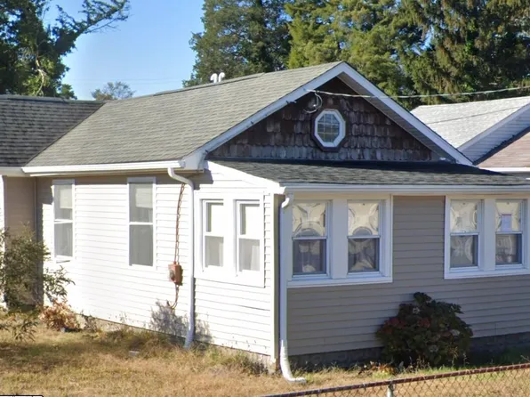 120 E Delaware Pkwy, Villas, NJ 08251