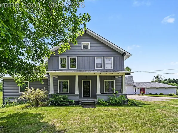 10810 Petrieville Hwy, Eaton Rapids, MI 48827