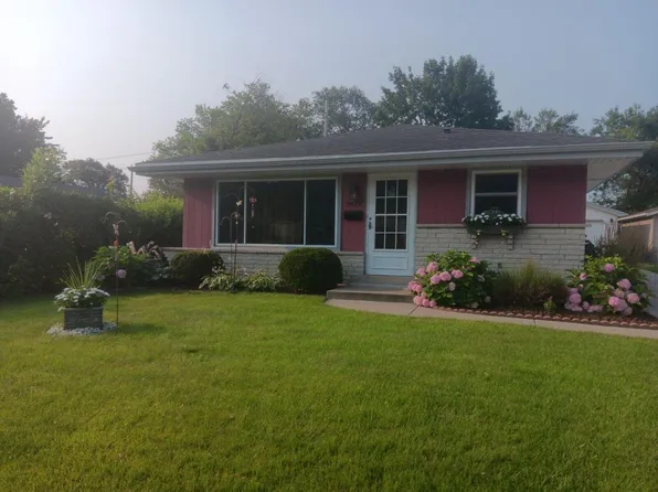 9621 West Morgan AVENUE, Milwaukee, WI 53228