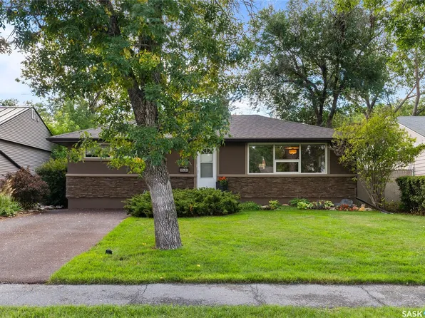 609 18th Avenue E, Regina, SK S4N 1E6