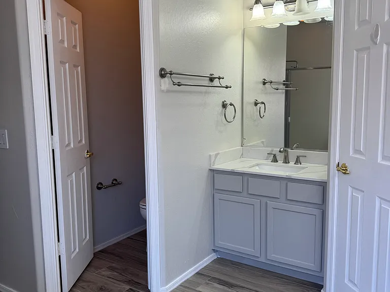 8421 W Mohave St — Photo 16