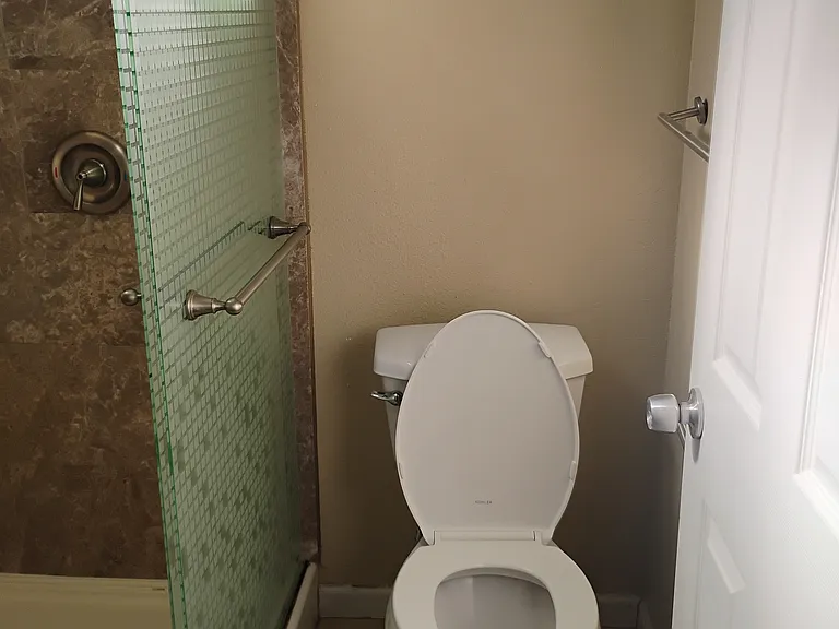 411 Amber Ave — Photo 31