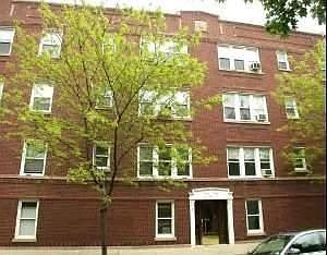 1st image of 3555 N Oakley Ave #1