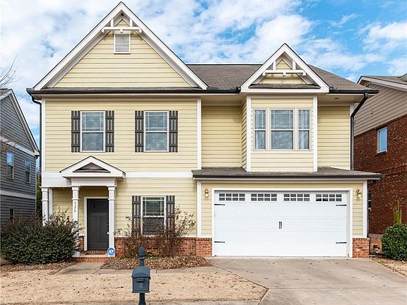 4th image of 320 Ridge Pointe Dr