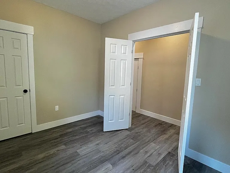 1236 Hermes Ave — Photo 11