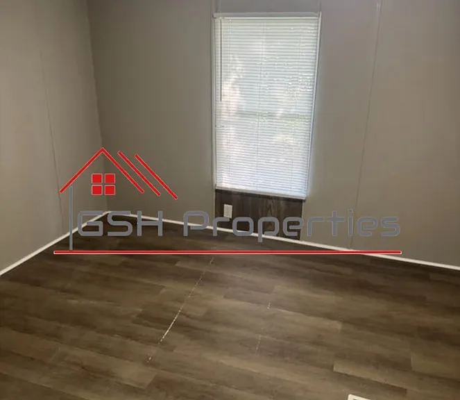 24 Camelot Ln #1 — Photo 9
