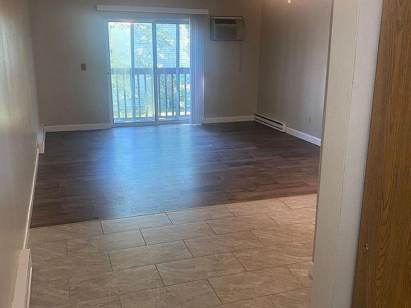 5th image of W194N16510 Eagle Dr APT A8