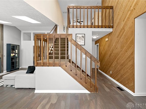 4th image of 8827 Edgeridge Dr