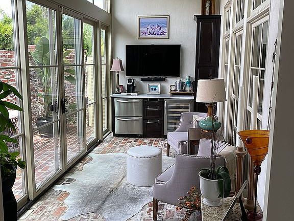 4th image of 606 Elysian Fields Dr