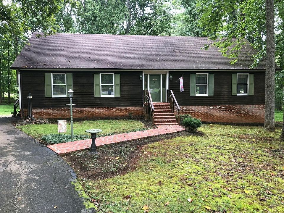 1st image of 309 Blumont Dr