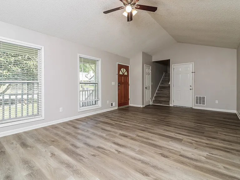 3058 Favor Pines Ct SW — Photo 8