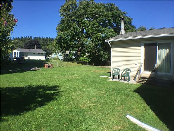4th image of 212 Camillus Dr