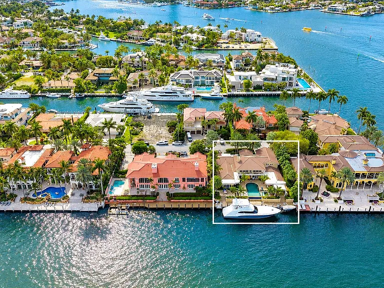 3 Isla Bahia Dr — Photo 1