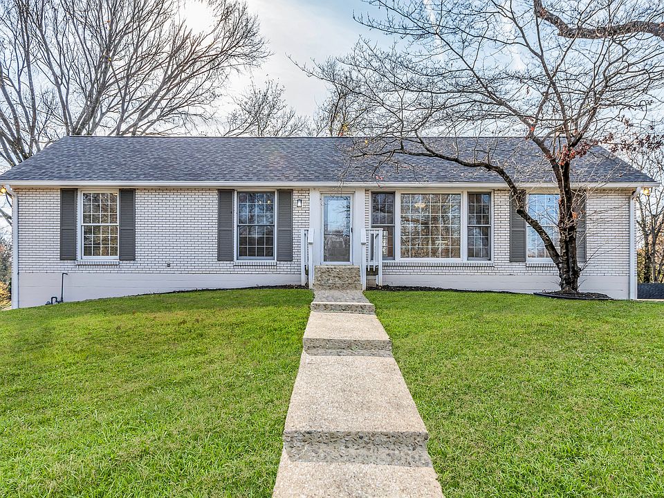 1st image of 465 Westcrest Dr