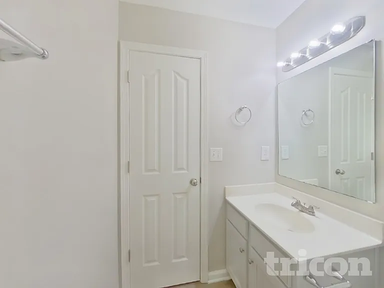 345 Hunslet Cir — Photo 19