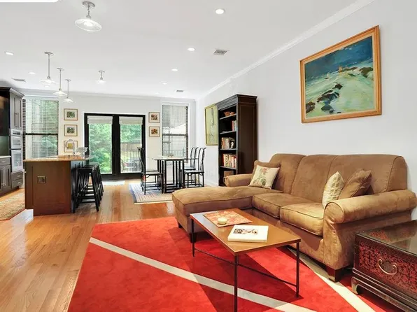 82 Sterling Place image 3 of 17