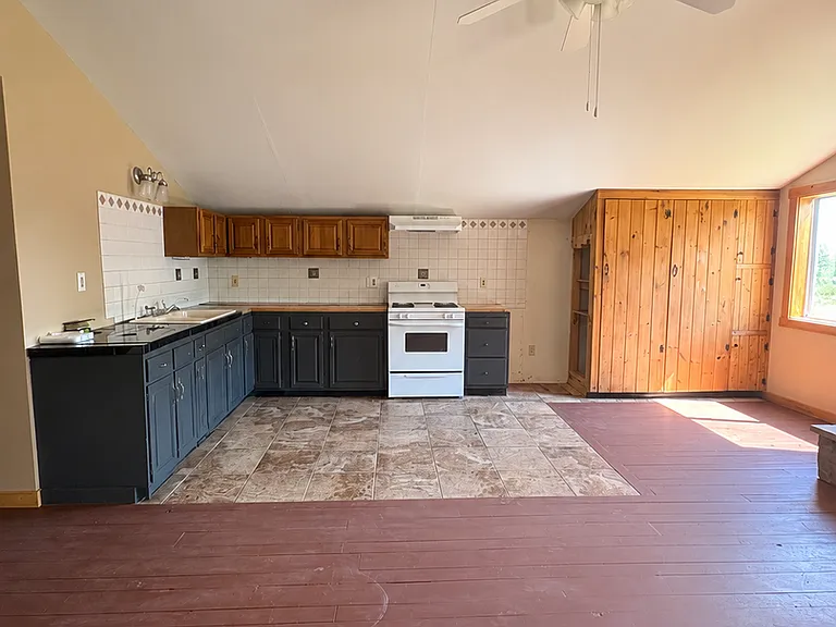 25 Old Emerson Mill Rd — Photo 2