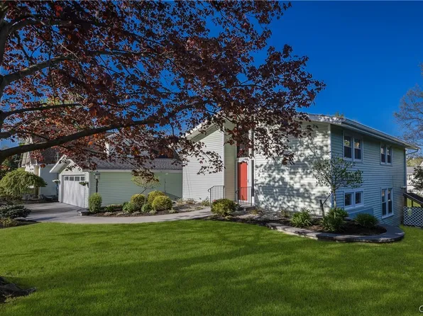 21 East St, Skaneateles, NY 13152