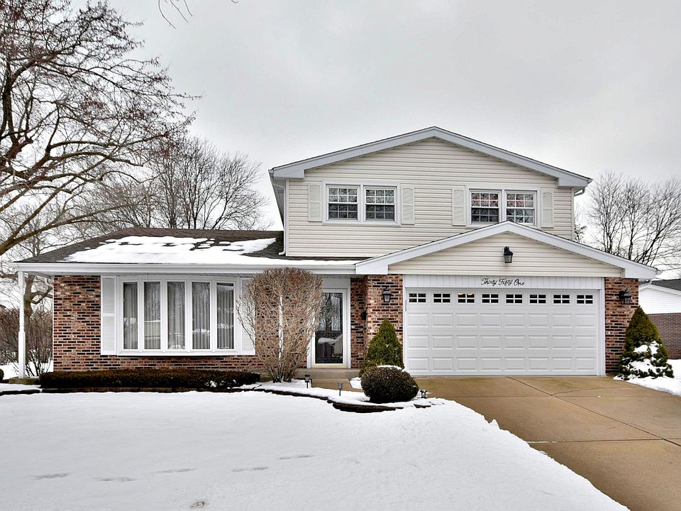 1st image of 3051 Huntington Dr