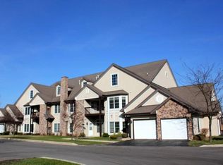 6754 S 34th St #7, Franklin, WI 53132