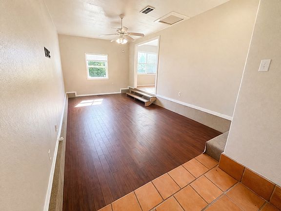 2nd image of 1117 Rancho Dr