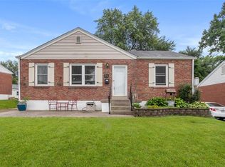 14 Saint Genevieve Ct, Florissant, MO 63031