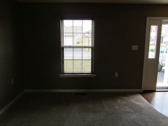 2nd image of 3657 Mountain Shadow Dr