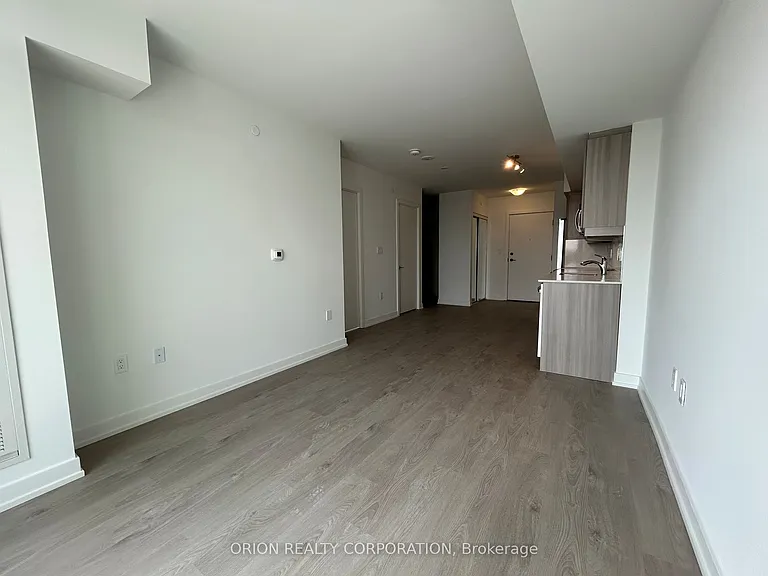 556 Marlee Ave #712 — Photo 7
