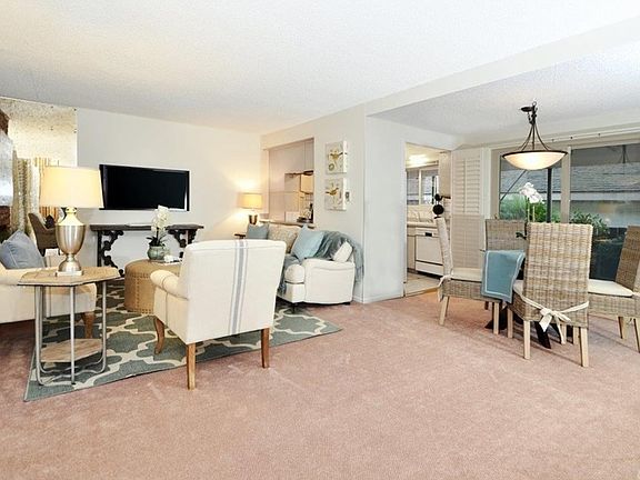 4th image of 22621 Nadine Cir Unit A