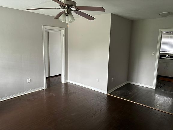 3rd image of 1601 16th St N #213