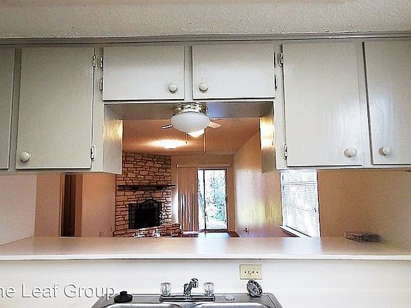4th image of 5 Deerfield Dr APT B