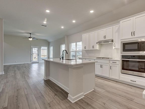 Arcadia Ridge - Sycamore Interior Image 5