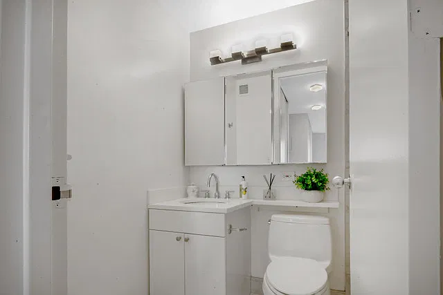 1 Irving Place — Photo 4
