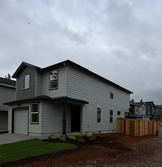 1410 NE 123rd Ave — Photo 2