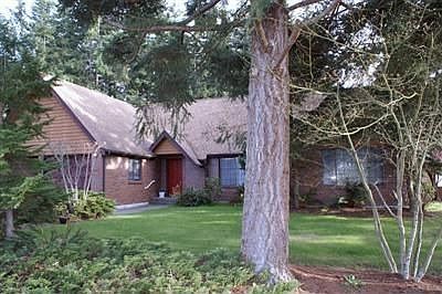 1st image of 275 Meadow Dr