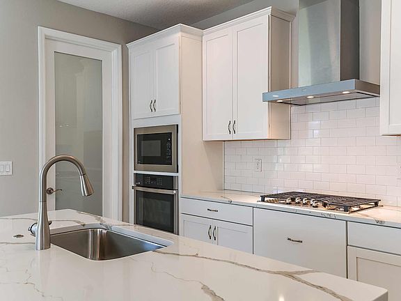 Sandpiper Coastal White Design Collection Interior