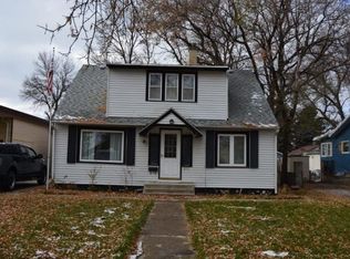 611 2nd St NE, Minot, ND 58703