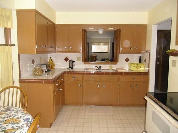 5th image of 5521 S Honey Creek Dr