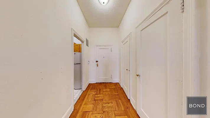 Rented by Bond New York | media 15